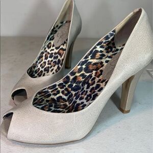 Jessica Simpson Ramonna Grey Peep Toe Heels size 9.5